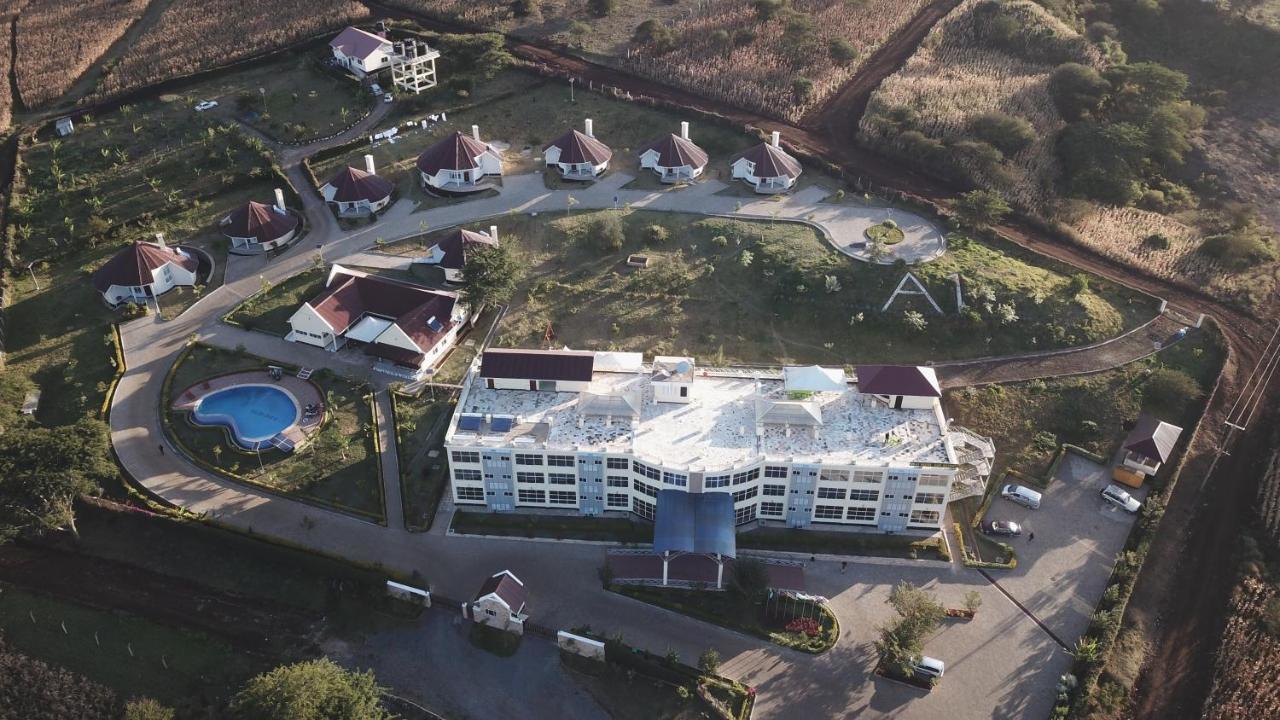 A1 Hotel And Resort Αρούσα Εξωτερικό φωτογραφία